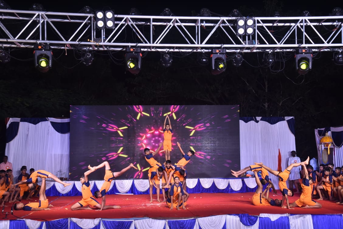 Education Must Instil Culture and Morality in Children Prof. Mahadeva Prasanna at ʼRashtrotsavaʼ RVK - Dharwad (10) (1)