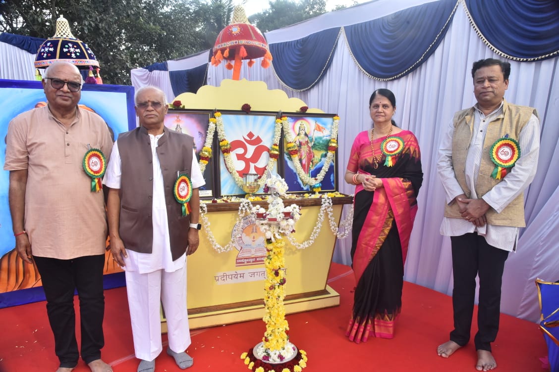 Education Must Instil Culture and Morality in Children Prof. Mahadeva Prasanna at ʼRashtrotsavaʼ RVK - Dharwad (3) (1)