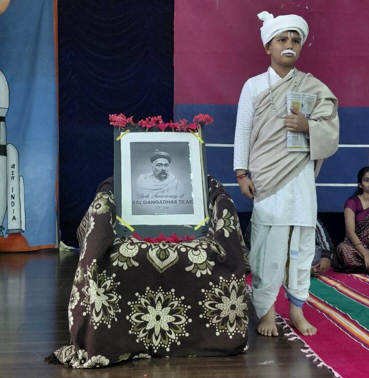 Students Pay Tribute to Bal Gangadhar Tilak at RVK - Dharwad (2)